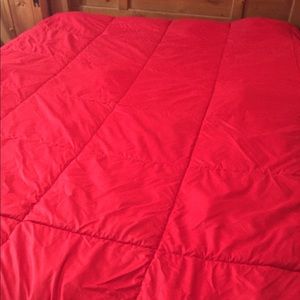 Red Down Alternative Comforter - Full/Queen EUC